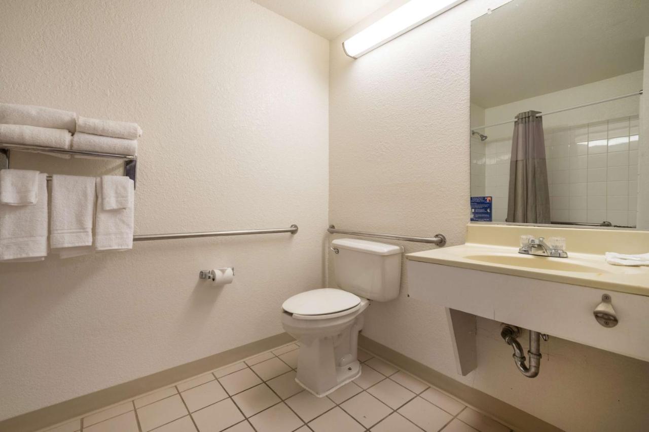 Motel 6 Duluth, Ga - Atlanta - Gwinnett Place Exterior photo
