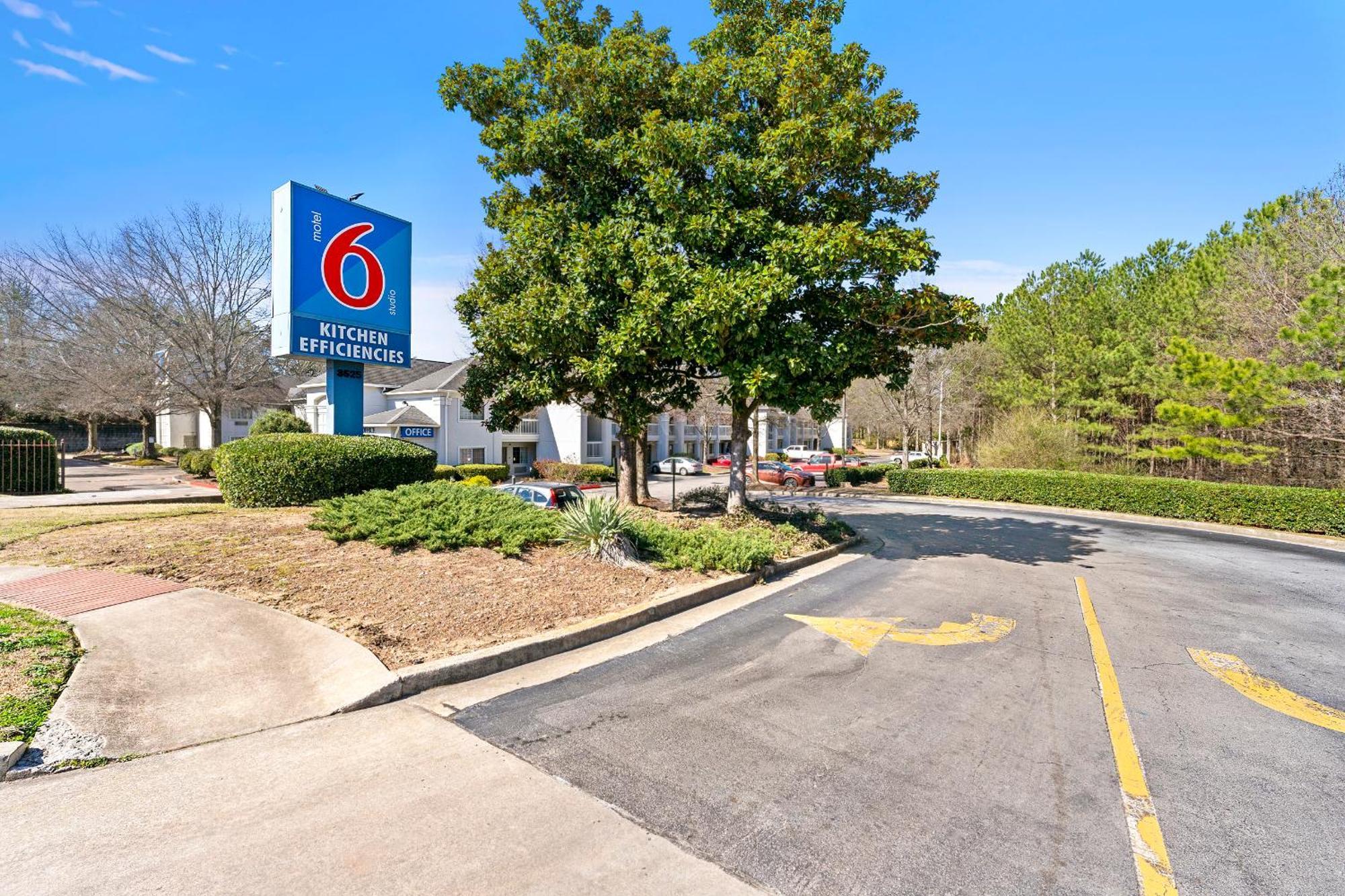 Motel 6 Duluth, Ga - Atlanta - Gwinnett Place Exterior photo